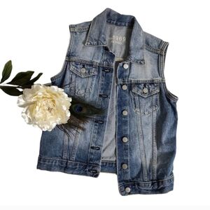 Gap Denim Trucker Vest 1969 Icon Dip Dye Distressed Collier Light Wash XS